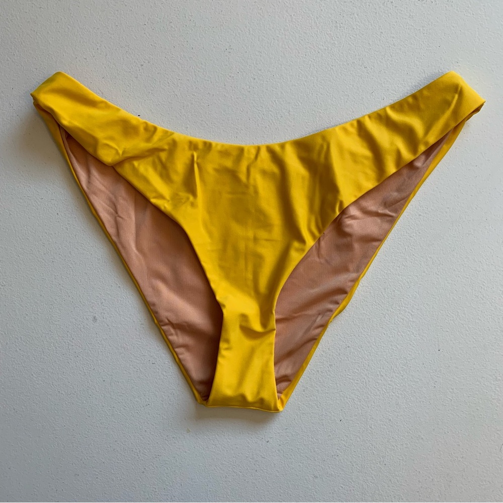 J Crew Size Large Yellow Curved Waist Cheeky Bikini Bottom Swimwear NWT